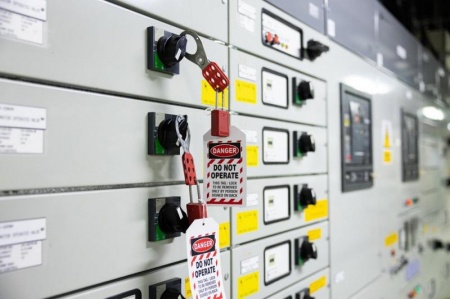 Habilitation &eacute;lectrique &agrave; Saint-Am&eacute; : pourquoi et comment se former ?