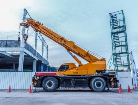 Pourquoi choisir le CACES grue pour &eacute;voluer &agrave; Saint-Am&eacute; ?